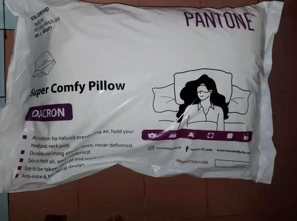 Bantal Darcon Merek Pantone