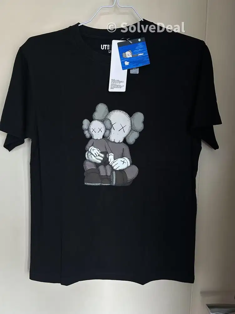 Kaos Uniqlo Kaws Graphic Black Kids Original Kaos Anak