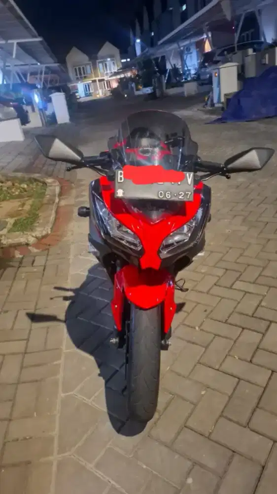 Motor kawasaki ninja 250 SE