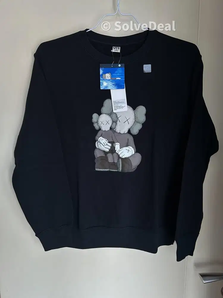 Sweater Uniqlo Kaws Crewneck Longsleeve Sweatshirt Black Kids Original