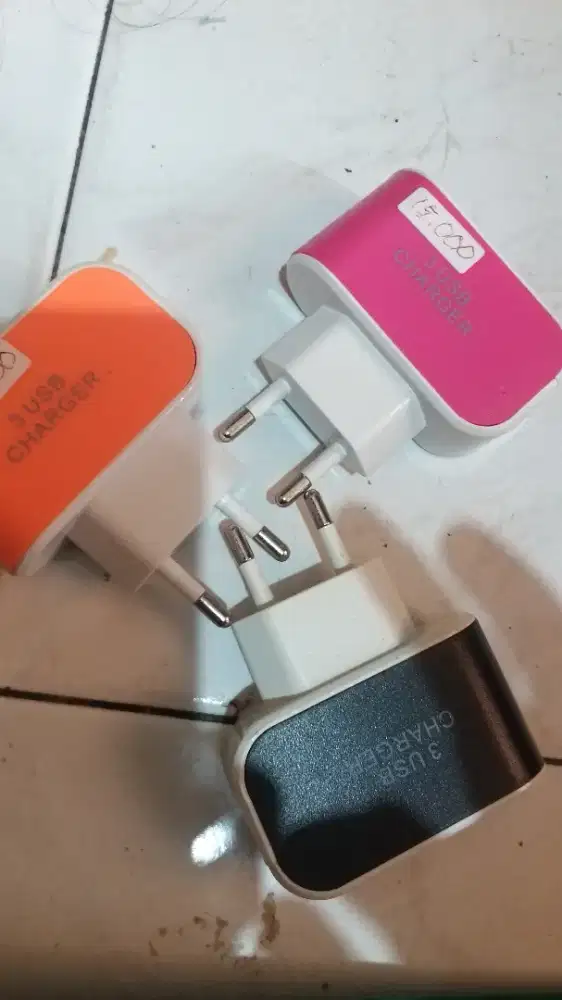 Kepala Charger 3 USB