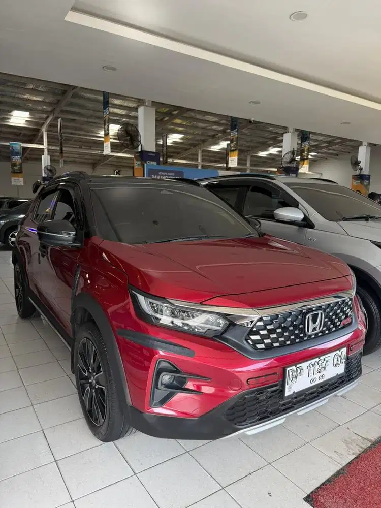 HONDA WRV RS HS AT 2023 (km 39.985)