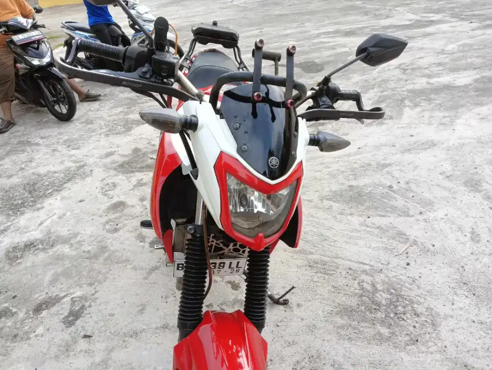 Di jual santai Vixion 2014