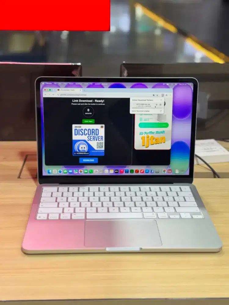 MACKBOOK NEO 13 RAM 8GB SSD 256GB