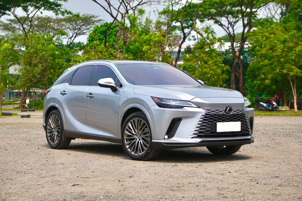 Lexus RX350h Hybrid
Facelift Luxury A25A-FXS 2023