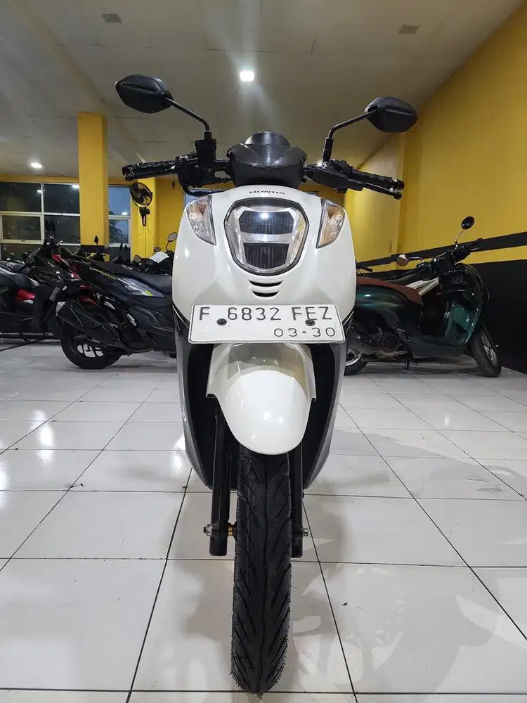 HONDA GENIO CBS 2020