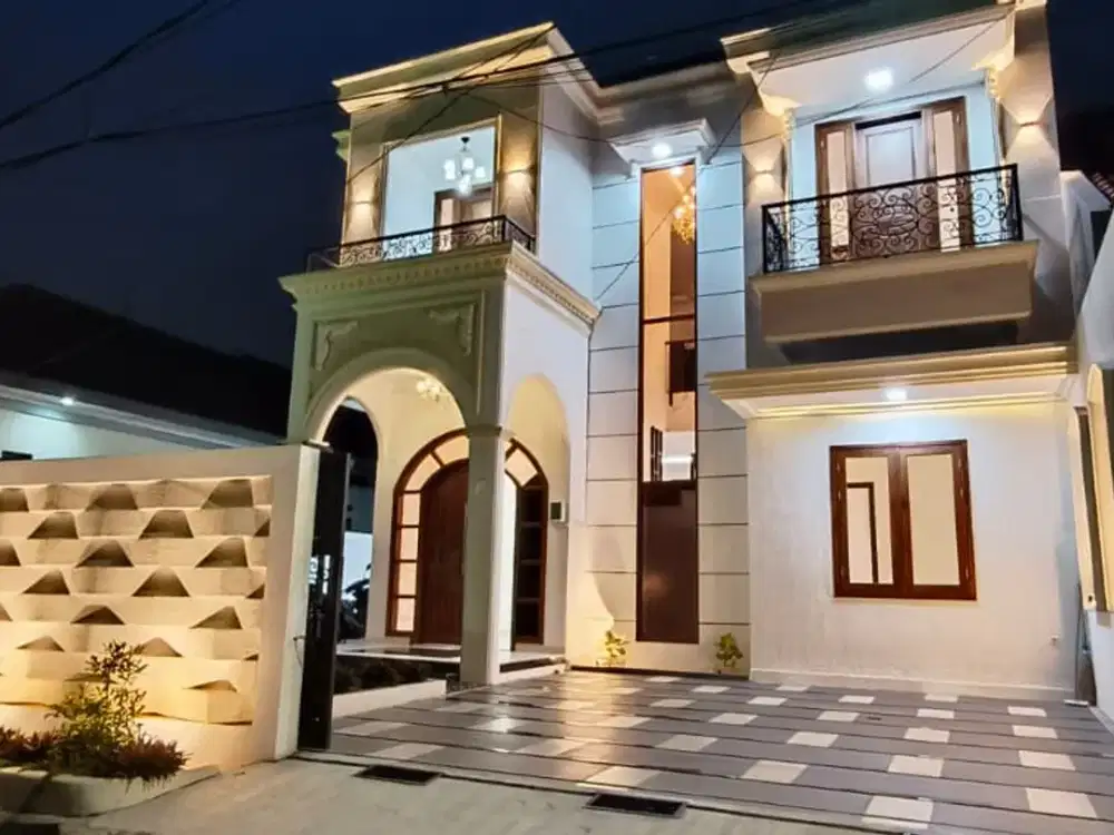 Dijual Rumah Mewah Dalam Komplek di Duren Sawit Jakarta Timur