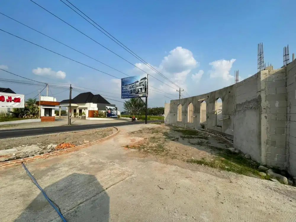 HUNIAN MODERN 2 LANTAI DESAIN CUSTOM, SHM, LOKASI DEKAT UGM !