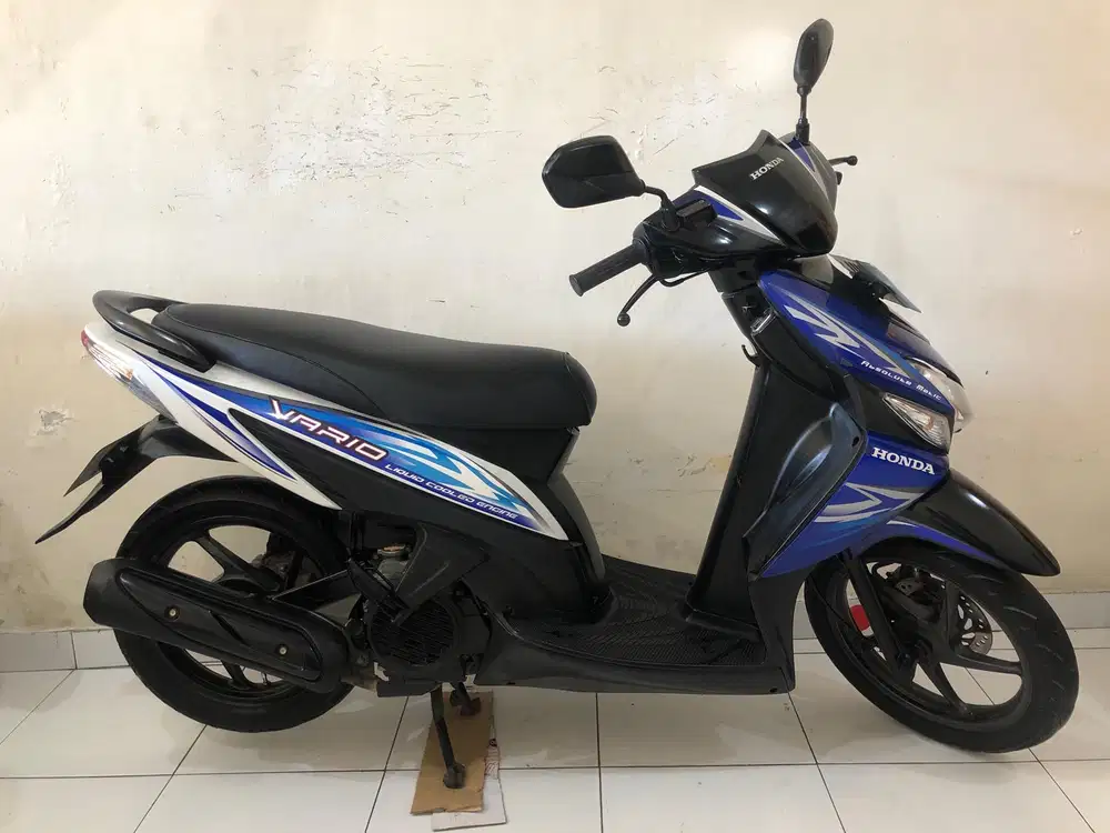 Honda Vario CW Th.2014 biru putih!!