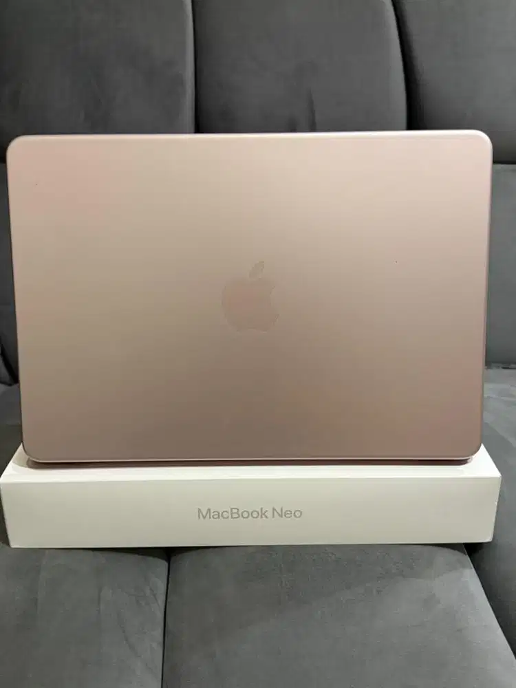 Macbook neo 8/256