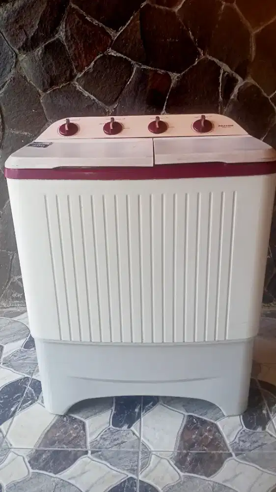Mesin Cuci Polytron