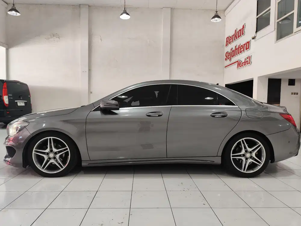 Mercedes-Benz CLA200 2015 Bensin