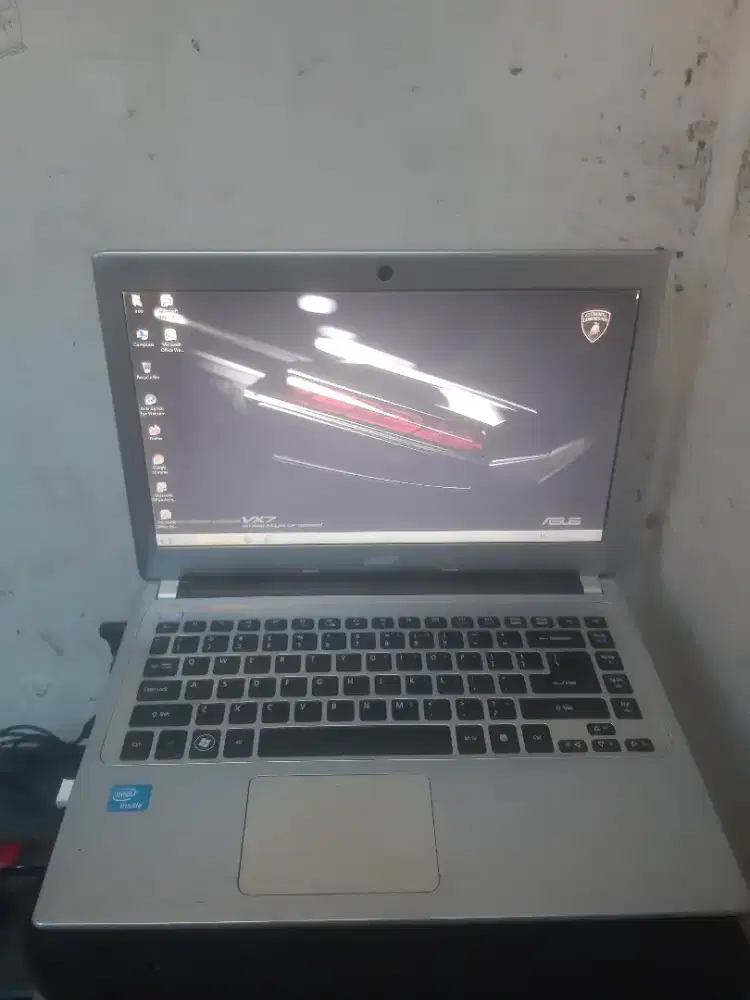 Laptop acer aspire v5-371