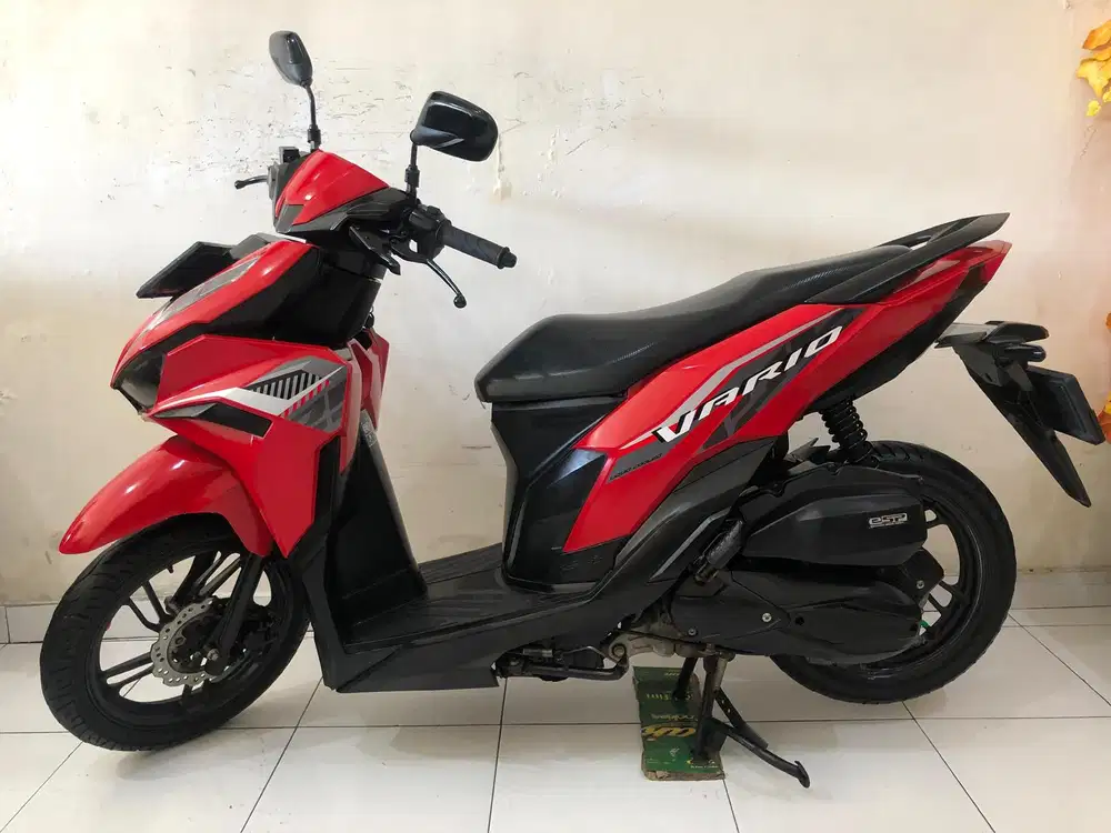 Honda Vario 125 Th.2023 merah!!