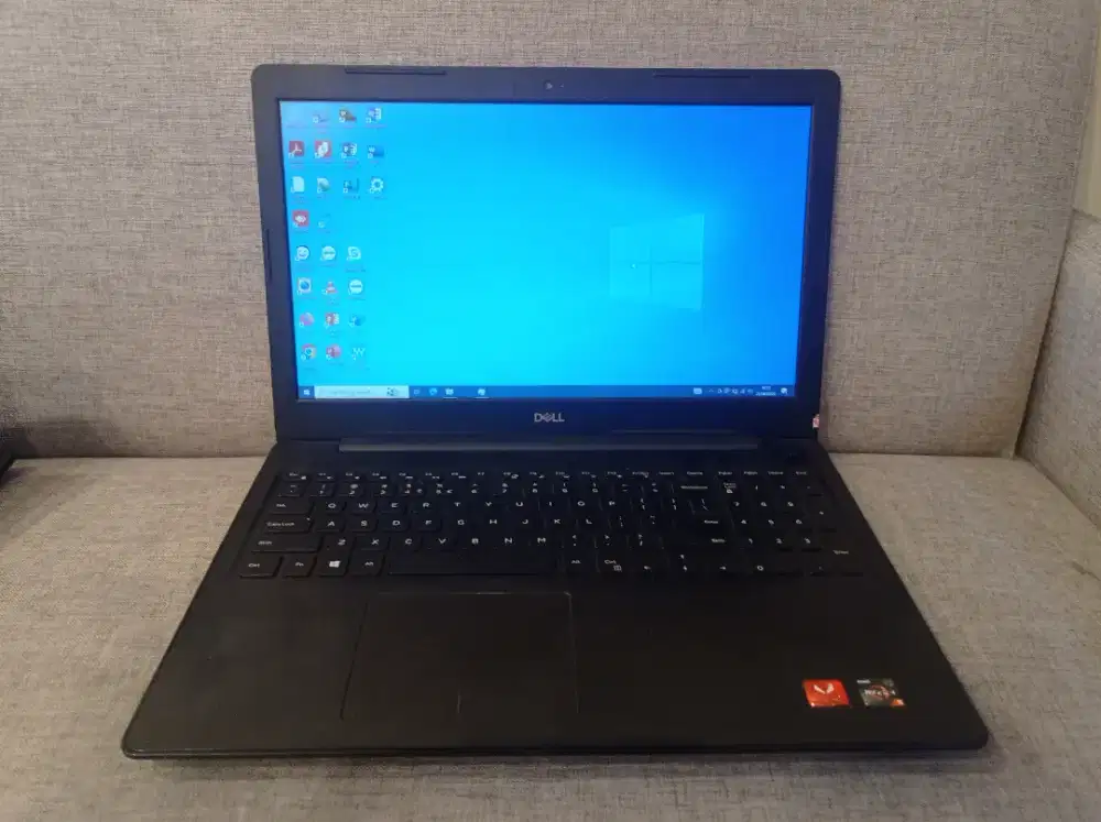 Laptop Dell 5575 ryzen 5 2500 ram 8 SSD 240
