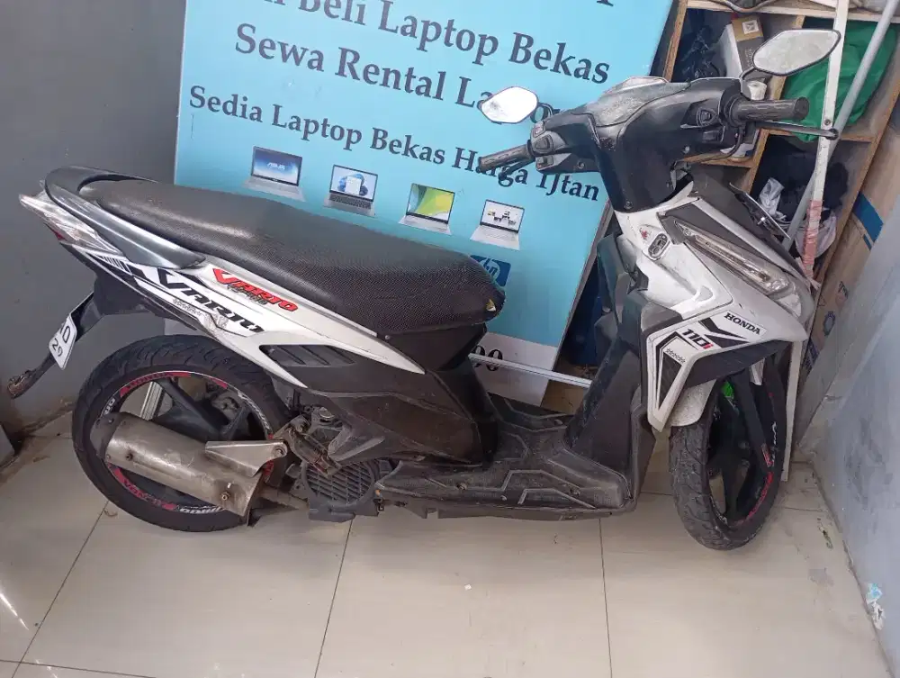 Honda Vario Techno 110 warna putih nego sepuasnya