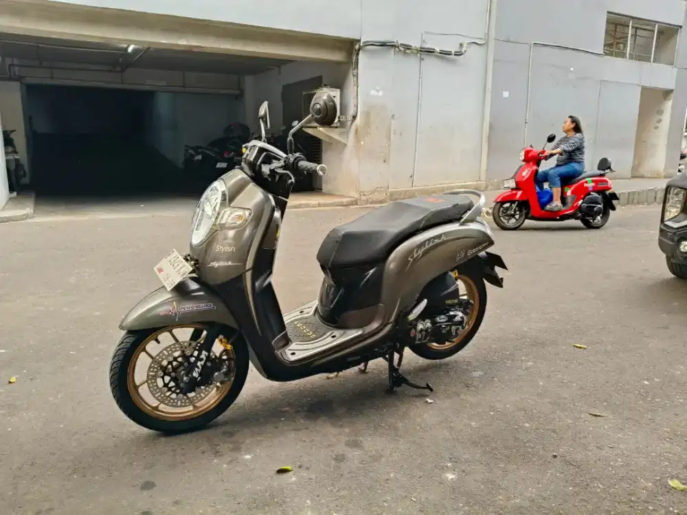 Honda Scoopy Remote 110cc PGM-FI Tahun 2018