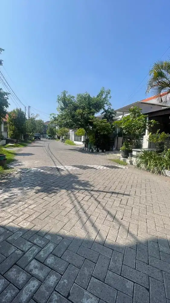 Rmh (162m2) di Pandugo 1 Rungkut