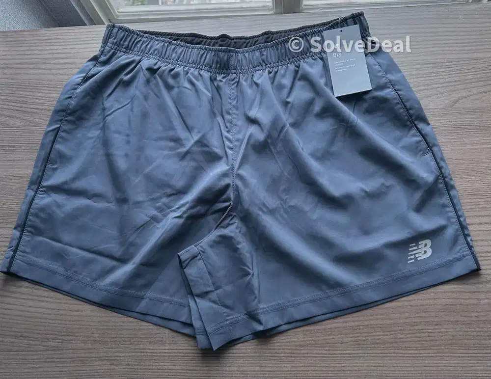 Celana New Balance Core Run 5 Inch Mens Short Grey Celana Lari Pria