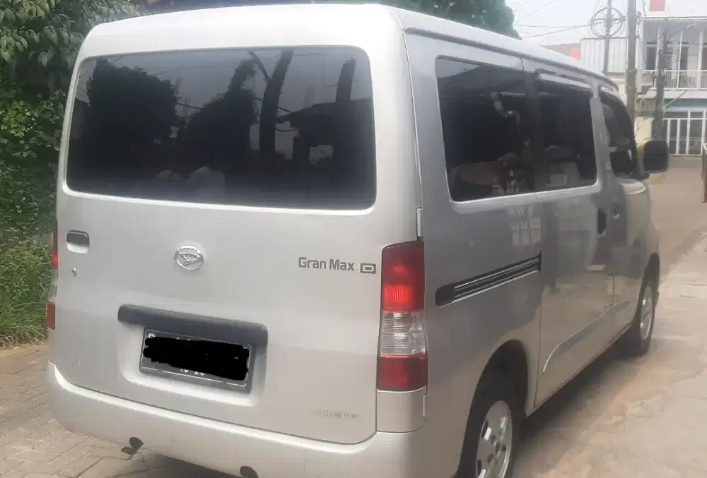 Daihatsu Granmax 1.5 AC PS MT 2016
