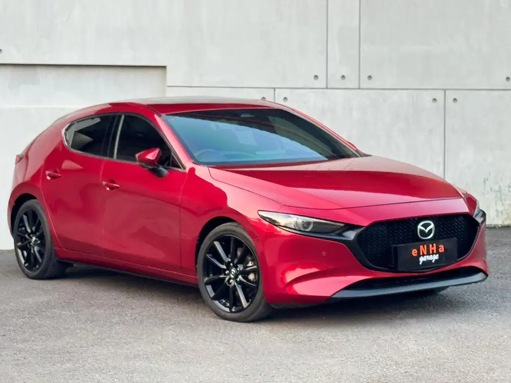 Plat H.. MAZDA 3 Hatchback 2.0 A/T 2023 SkyactiveG.. eNHa garage SMG..