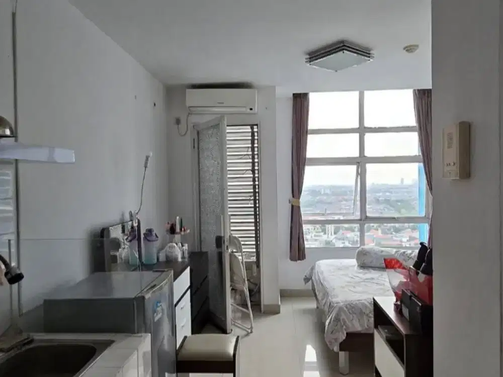Metropolis Furnish dekat Ubaya