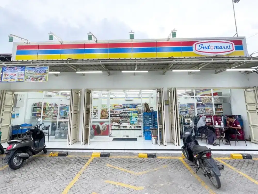 Ruko Dengan Usaha Indomaret