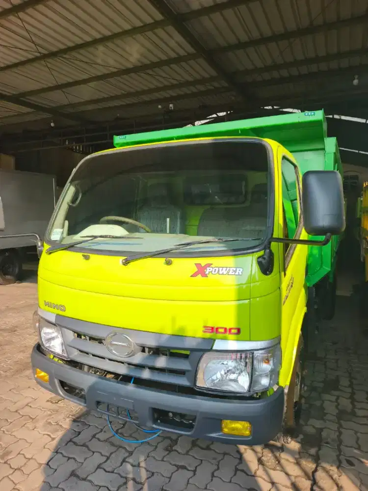 Hino 130HD dump truk