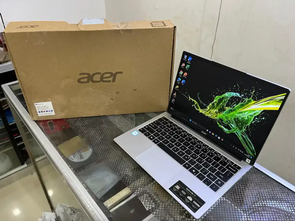 ACER ASPIRELITE 14 PAKAIAN 3 BULAN