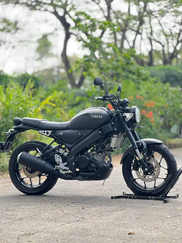 YAMAHA XSR 155 HITAM 2022 KM 1K PAJAK ON SIAP GAS HARIAN