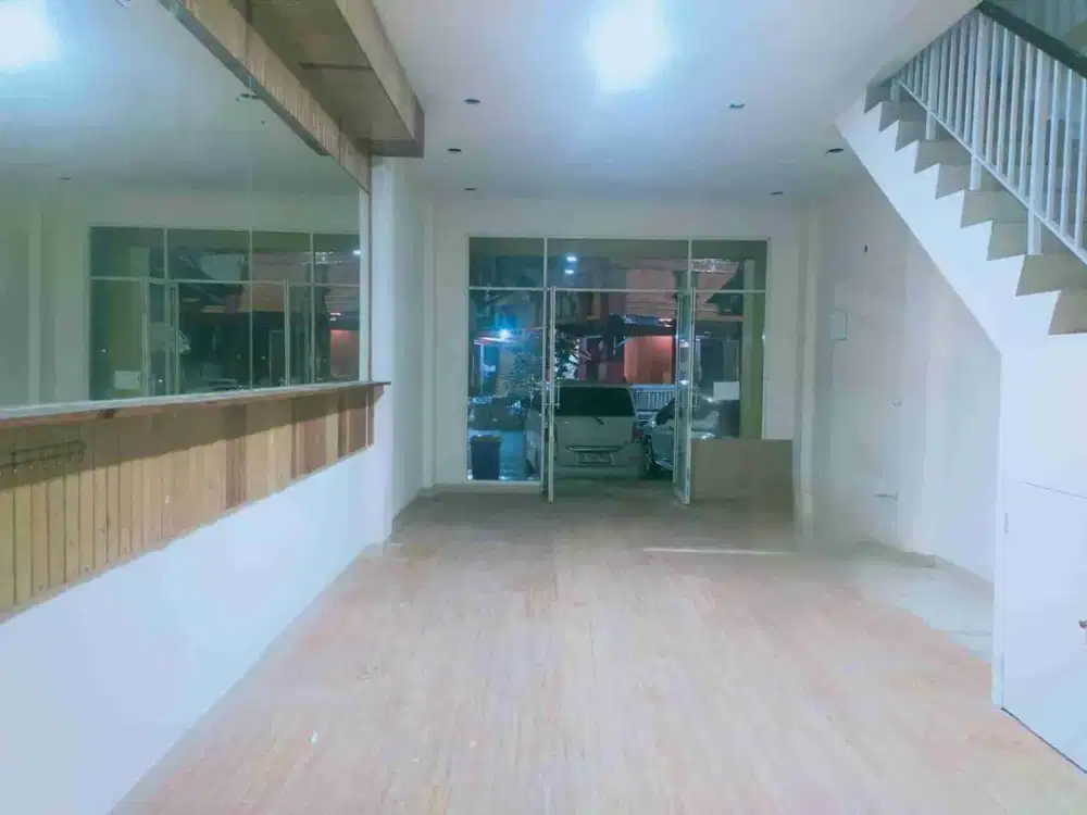 Disewakan Ruko Galaxy Siap pakai di jalan Boulevard menuju Fresh Market Grand Galaxy Bekasi