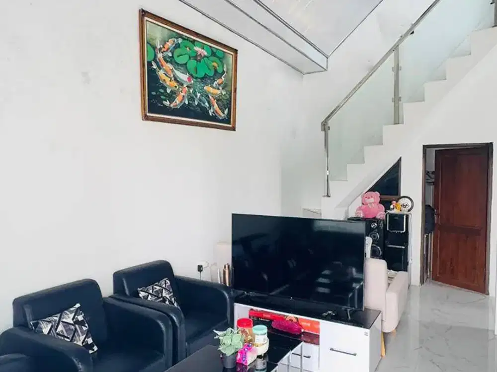 Dijual Rumah 3 Lantai Lokasi Grafika Pesona Asri Semarang