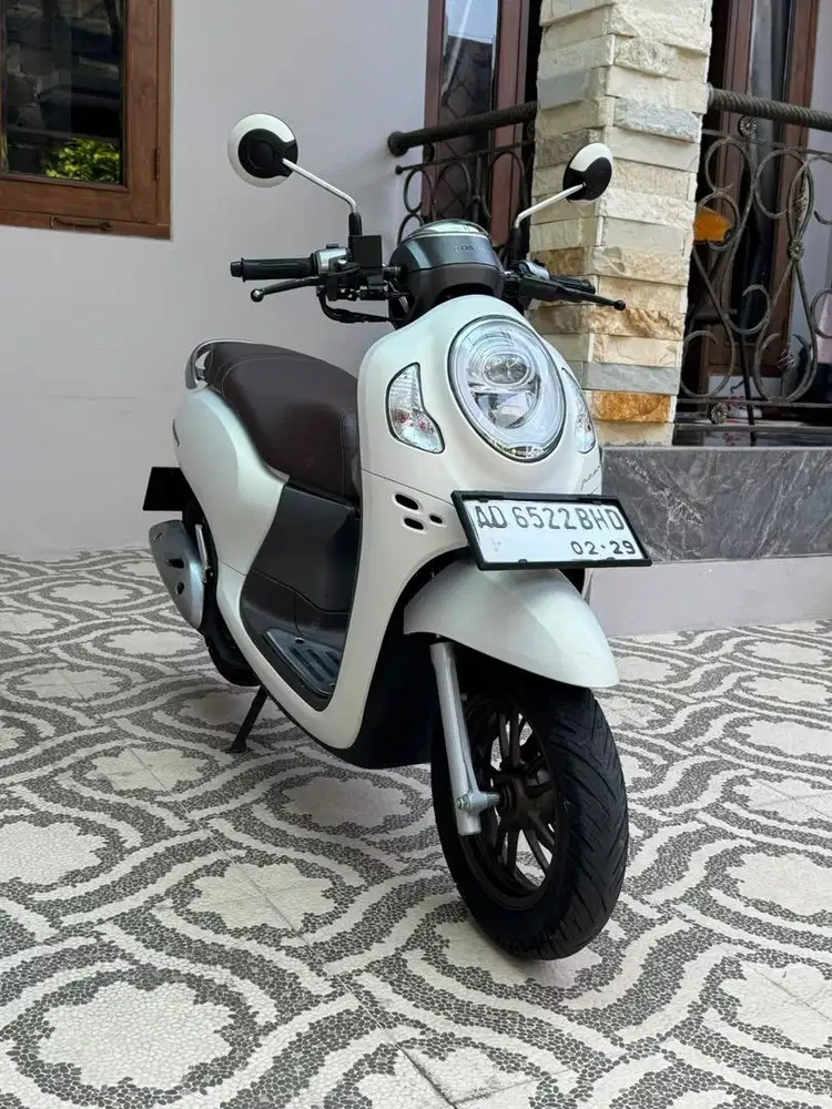 Honda Scoopy 2024 Keyless Prestige LOW KM