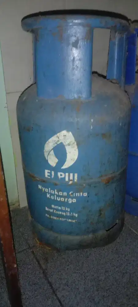 Tabung gas biru 12 Kg