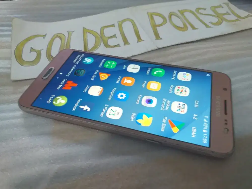 Samsung J7 6.Rgold.16Gb/Ram2Gb/4G#Golden Ponsel