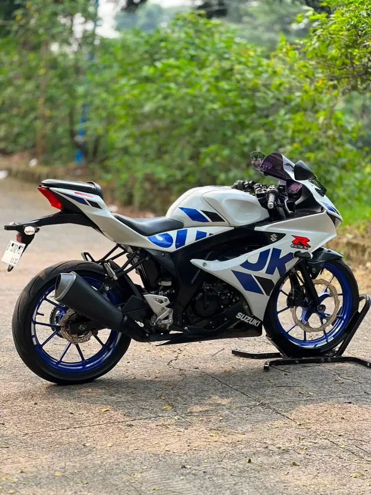SPORT IDAMAN! SUZUKI GSX 150R PUTIH 2020 KM LOW PAJAK HIDUP SIAP GASS