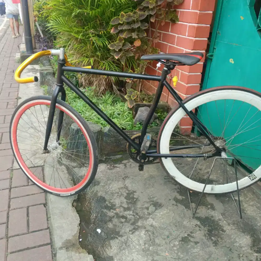 Sepeda fixie rem terpedo