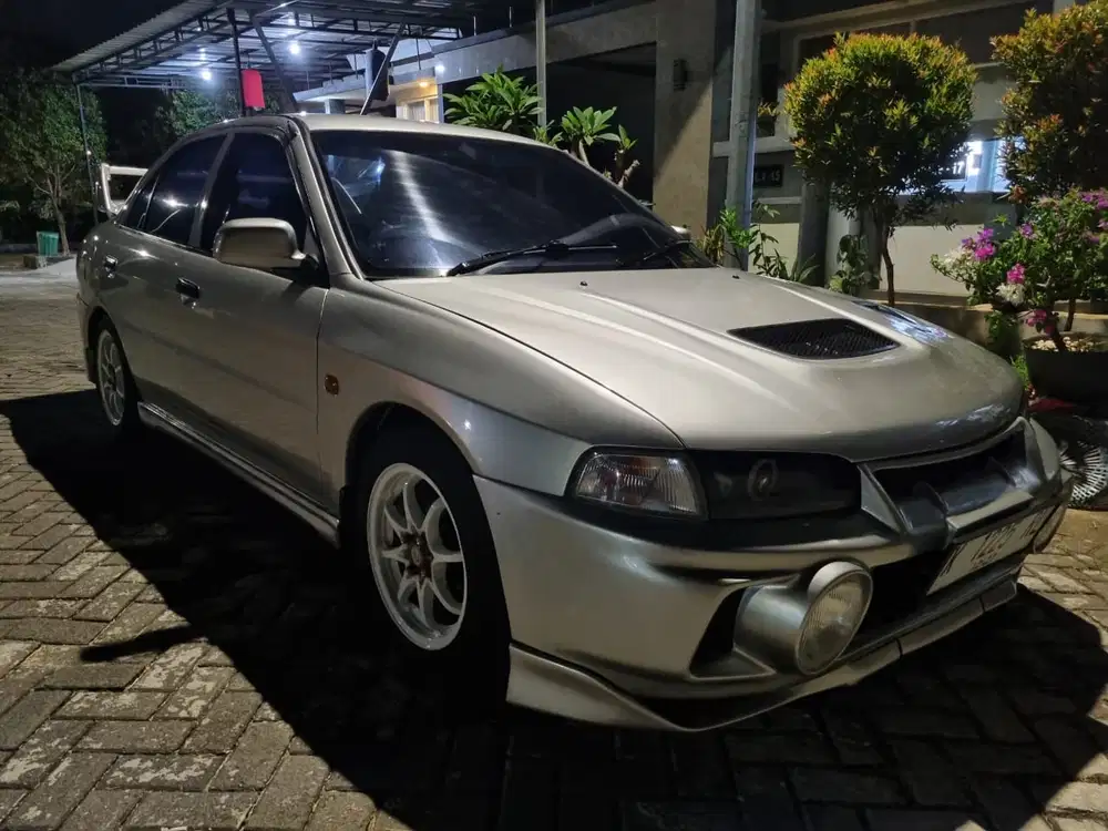 Mitsubishi Lancer CK4 Modif EVO4