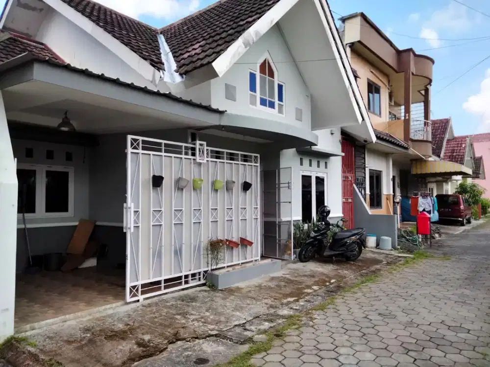 Rumah Cantik Full Furnish Lokasi Strategis di Sinduadi Mlati Sleman