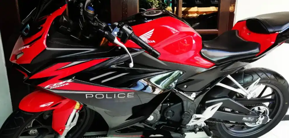 cbr 150 super istimewa