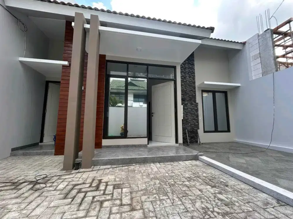 RON.A2784 RUMAH KENCANASARI TIMUR SURABAYA KAWASAN NYAMAN DEKAT MALL