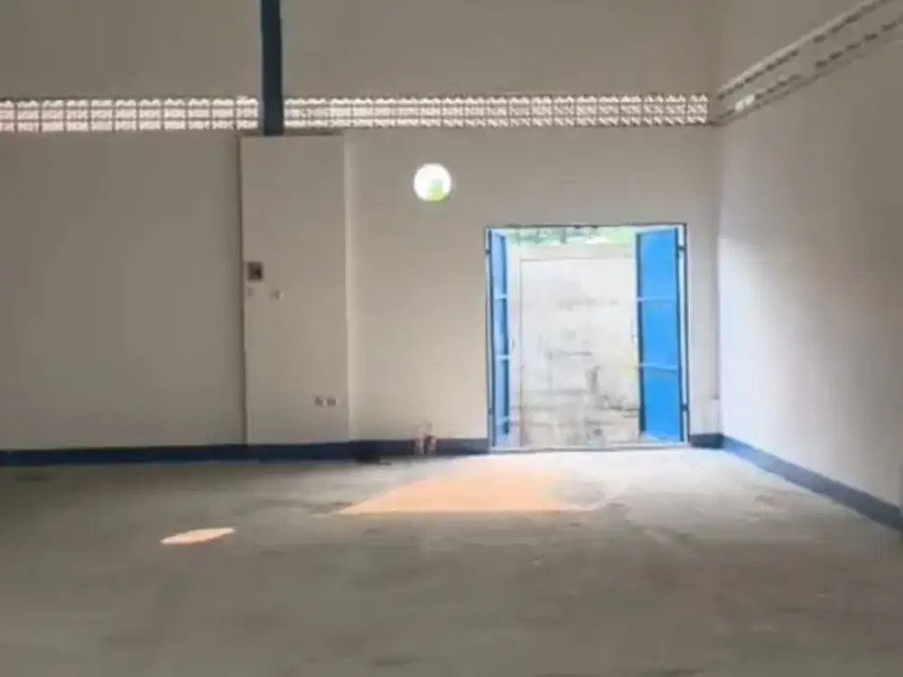 DISEWAKAN GUDANG Kavling DPR Cipondoh Tangerang Dekat Jalan Raya Bebas Banjir