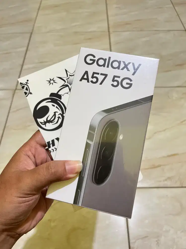 Samsung a57 12/256
Warna gray