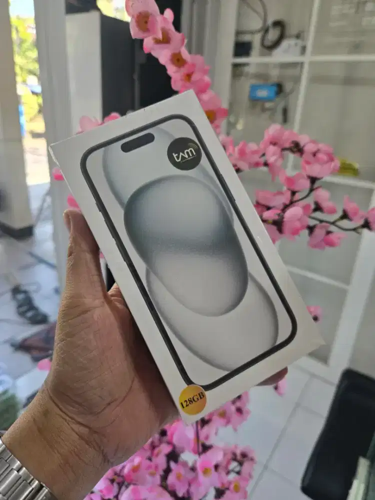 Iphone 15 128 resmi ibox Segel