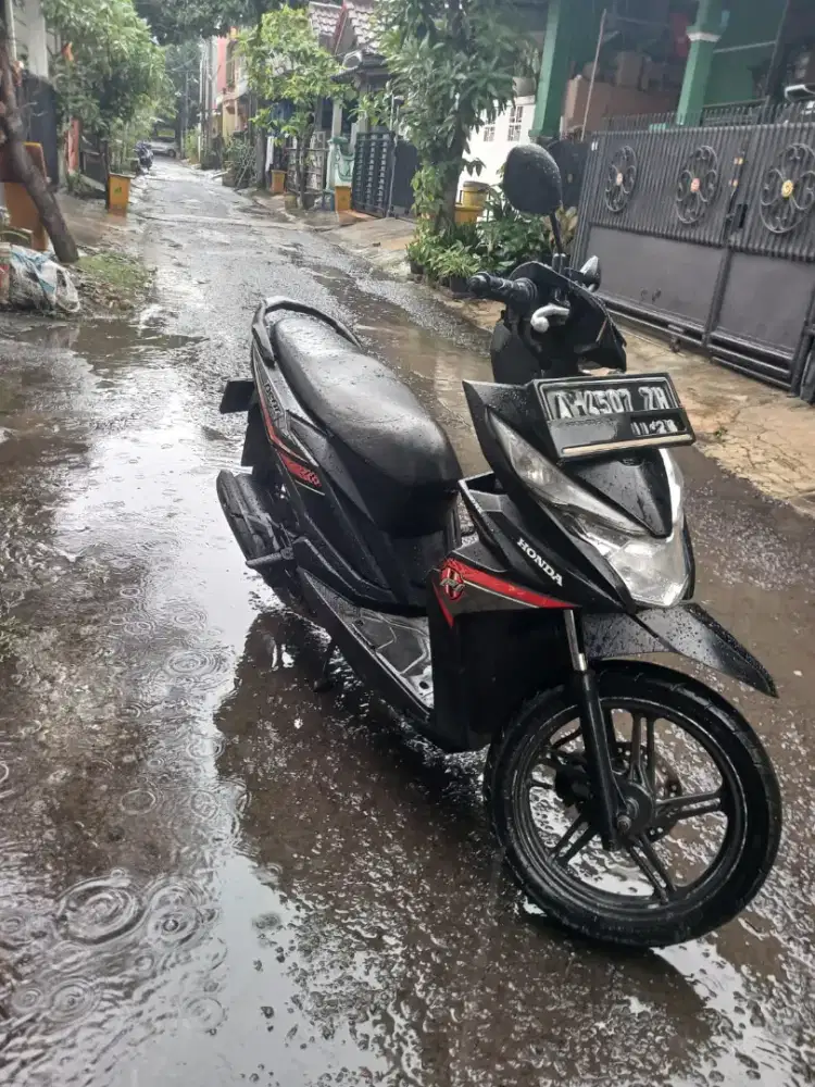 Beat Eco Pajak On