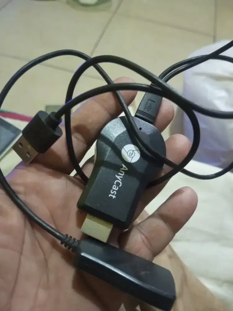 Alat pencermin lalyar di tv lcd / LED google crome cast