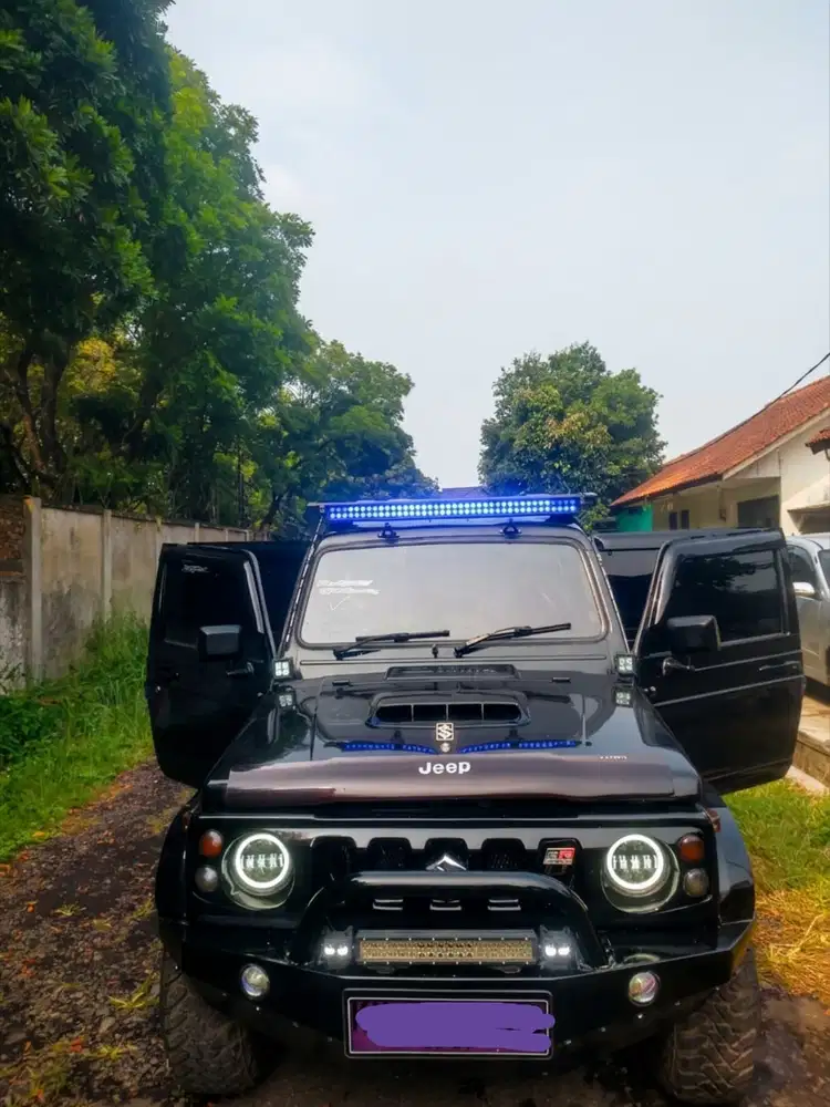 Suzuki Jimny 1985 Bensin