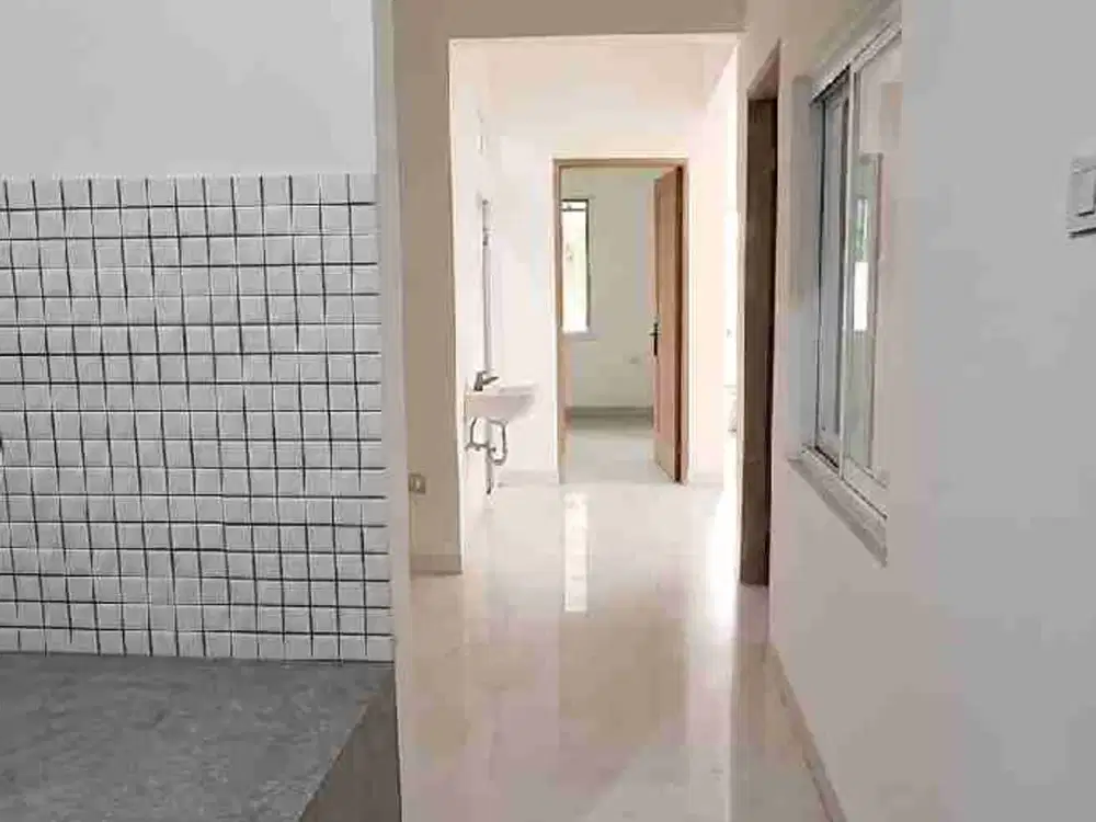 DISEWAKAN RUMAH KOSAMBI BARU