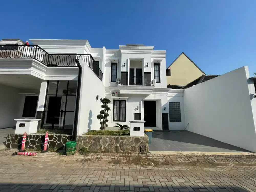 RUMAH 2 LANTAI DI PATI KOTA FREE AC, WATER HEATER DLL UNTUK KAU DI BULAN INI