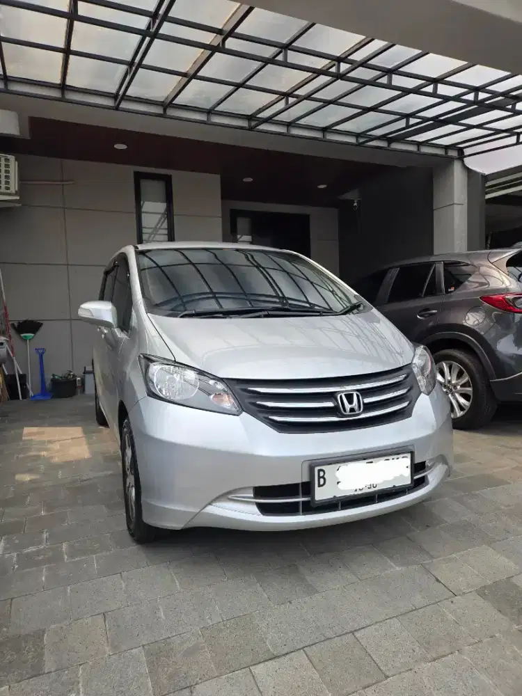 Honda Freed PSD 2010 Low KM 31.000 asli